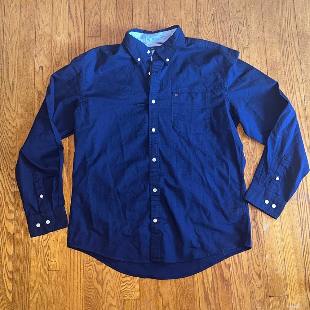 NWT Tommy Hilfiger Button Down Navy Shirt